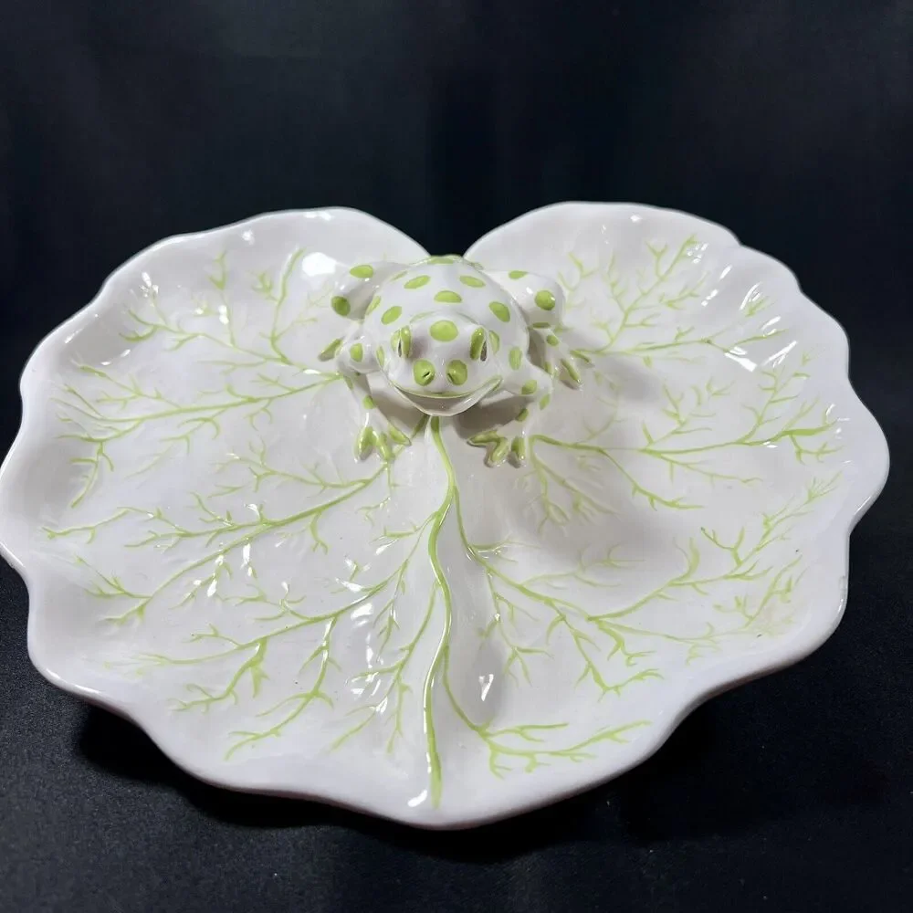 VTG Italian ceramic plate green dotted frog lily pad green white figural